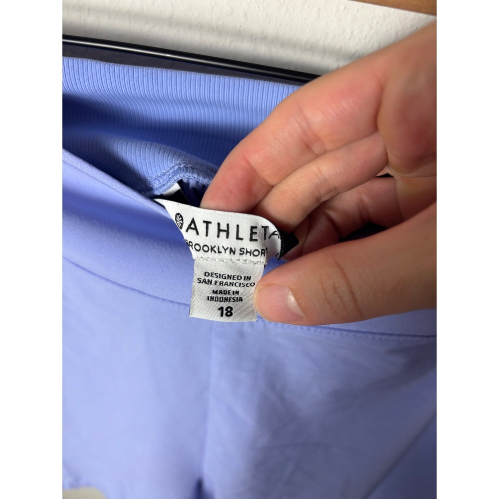 Athleta Brooklyn Short Periwinkle Blue 4" Inseam Size 18 Active Travel Shorts - Picture 2 of 4